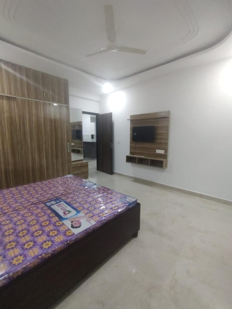 Bedroom, essentia-homes 3 Bedroom 1800 Sq.Ft. Apartment In Vip Road Zirakpur 9531403