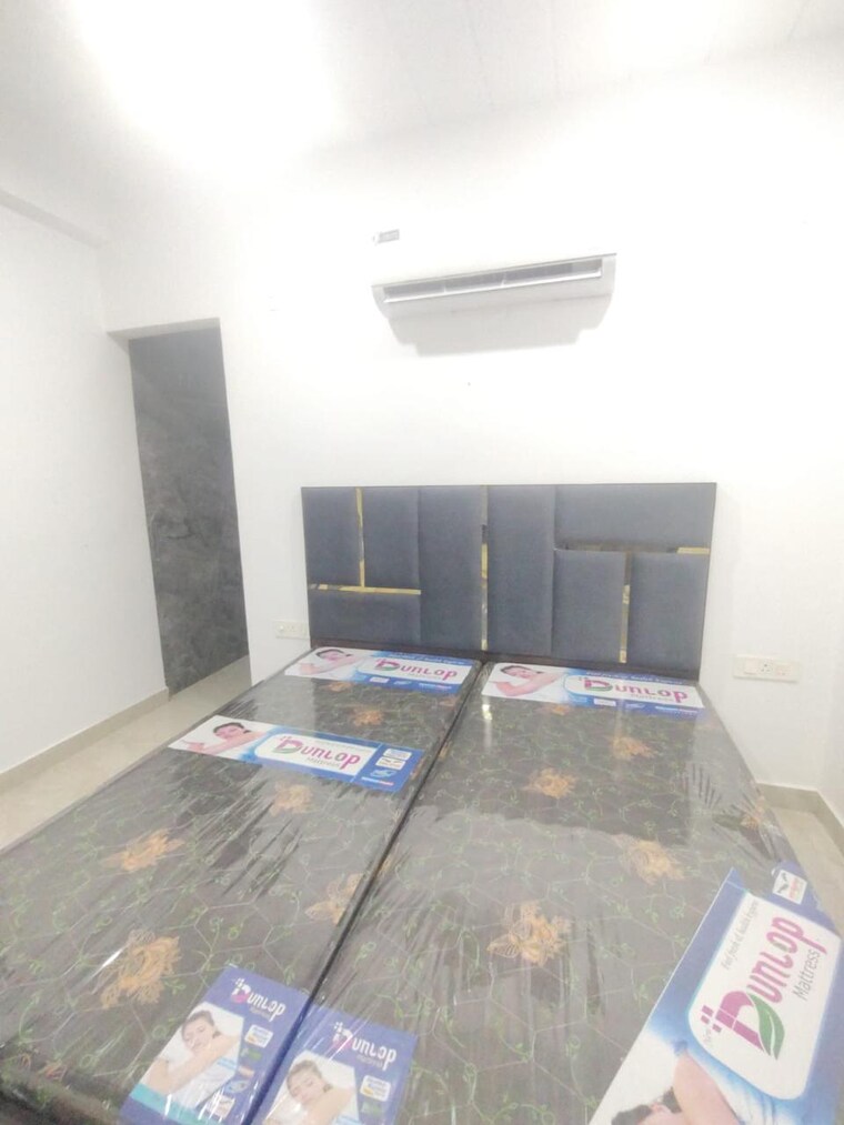 Bedroom, essentia-homes 3 Bedroom 1800 Sq.Ft. Apartment In Vip Road Zirakpur 9531403