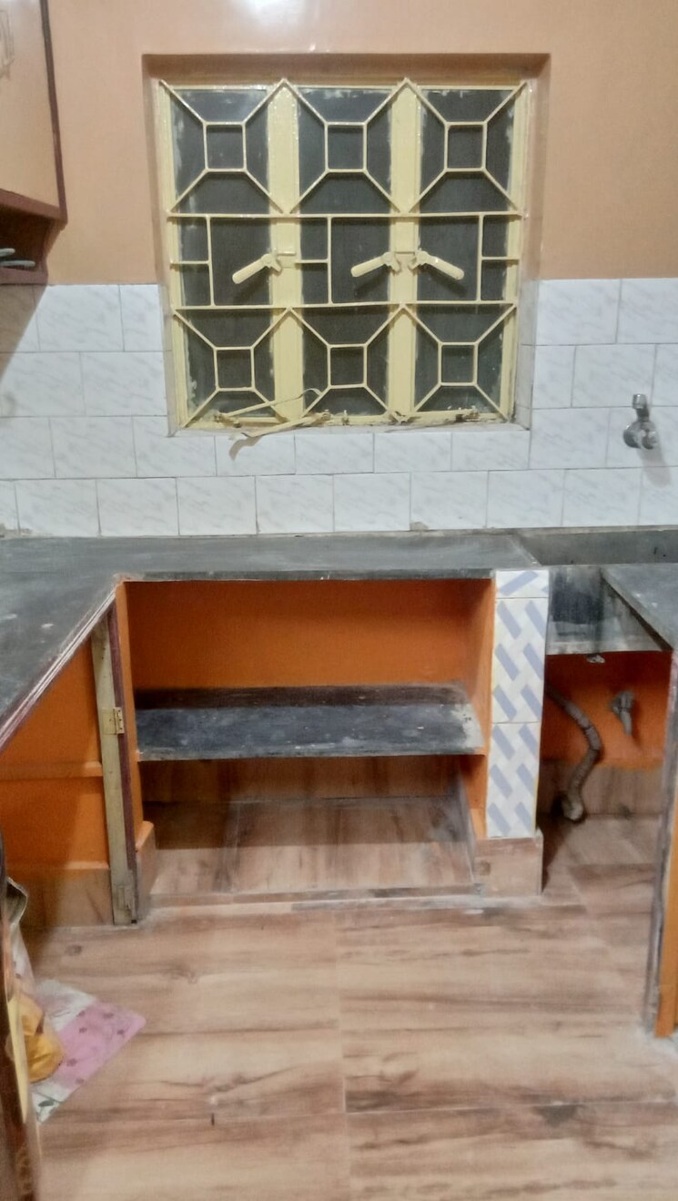 Kitchen, basuki-ekanto-apon 2 Bedroom 650 Sq.Ft. Apartment In Tollygunge Kolkata 9531396
