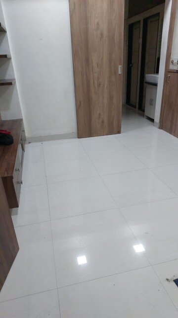 Room in 1 BHK Apartment at Mahim – for Sale