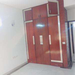 Room in 3 BHK Villa at Sector 21 – for Rent