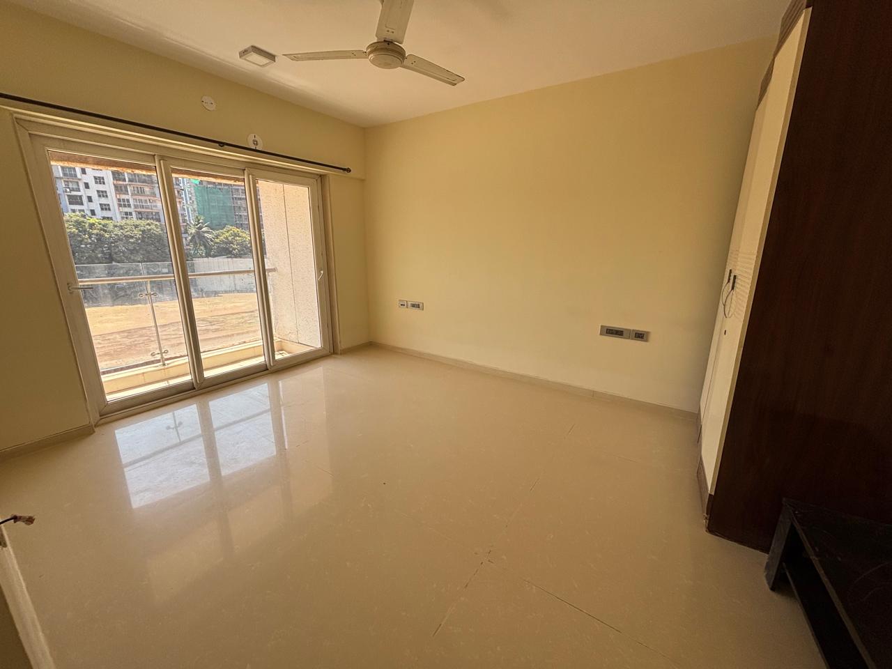 2 BHK 800 Sq.Ft. Apartment in RNA Continental