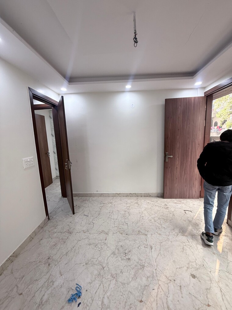 Room, sahridaya-apartments 3 Bedroom 1000 Sq.Ft. Apartment In Paschim Vihar Delhi 9531614