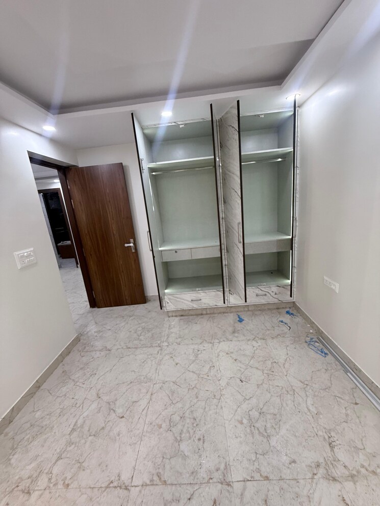 Room, sahridaya-apartments 3 Bedroom 1000 Sq.Ft. Apartment In Paschim Vihar Delhi 9531614