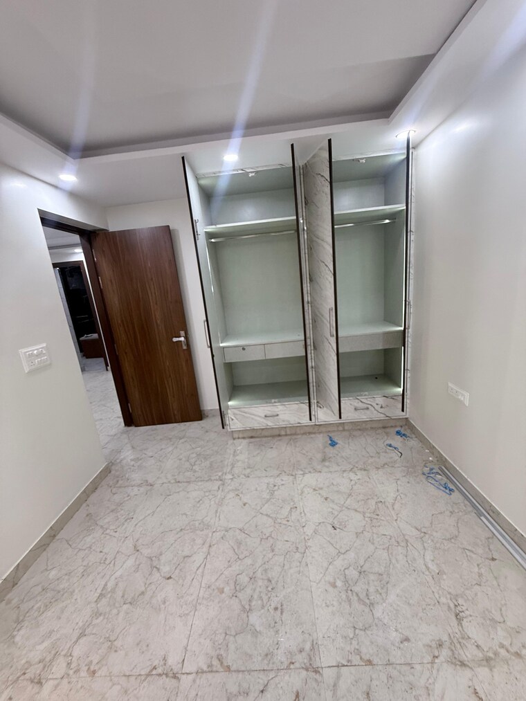 Room, sahridaya-apartments 3 Bedroom 1000 Sq.Ft. Apartment In Paschim Vihar Delhi 9531614