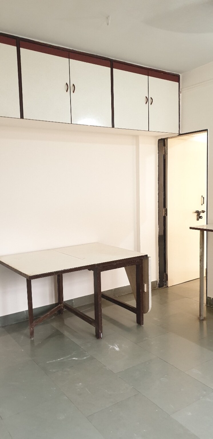 Room, sadashiv peth 2 Bedroom 1000 Sq.Ft. Apartment In Sadashiv Peth Pune 9531625