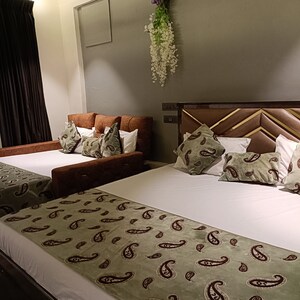 Bedroom in 6+ BHK Villa at Igatpuri – for Sale