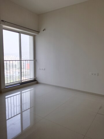 Room in 2 BHK Apartment at Shapoorji Pallonji Joyville Hinjewadi Phase 2, Hinjewadi – for Rent