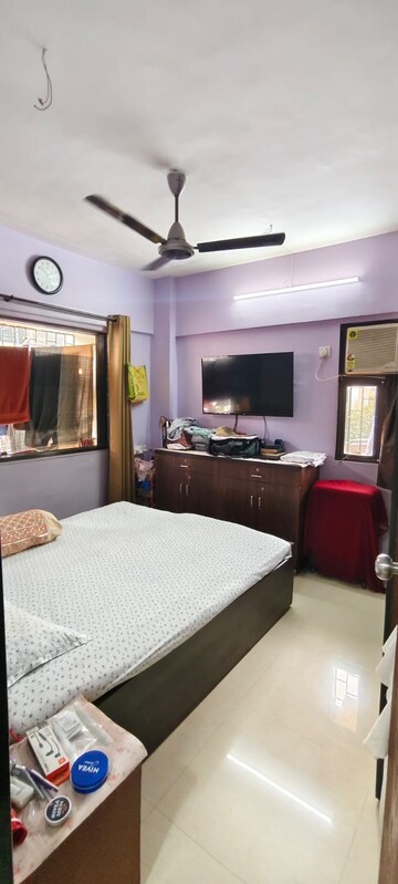 2 BHK Apartment For Rent in Gokul Galaxy Kandivali East, Kandivali East