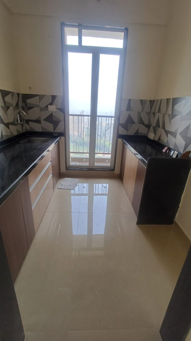 Kitchen, larkins-315-rio 2 Bedroom 620 Sq.Ft. Apartment In Panch Pakhadi Thane 9531639