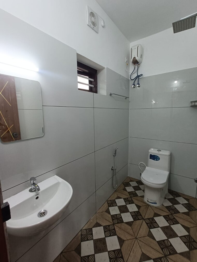 Bathroom, karikkakam 3 Bedroom 1550 Sq.Ft. Independent House In Karikkakam Thiruvananthapuram 9531634