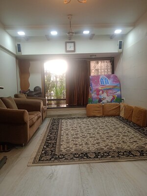 Living Room in 2 BHK Apartment at Sumer Park, Mazgaon – for Sale