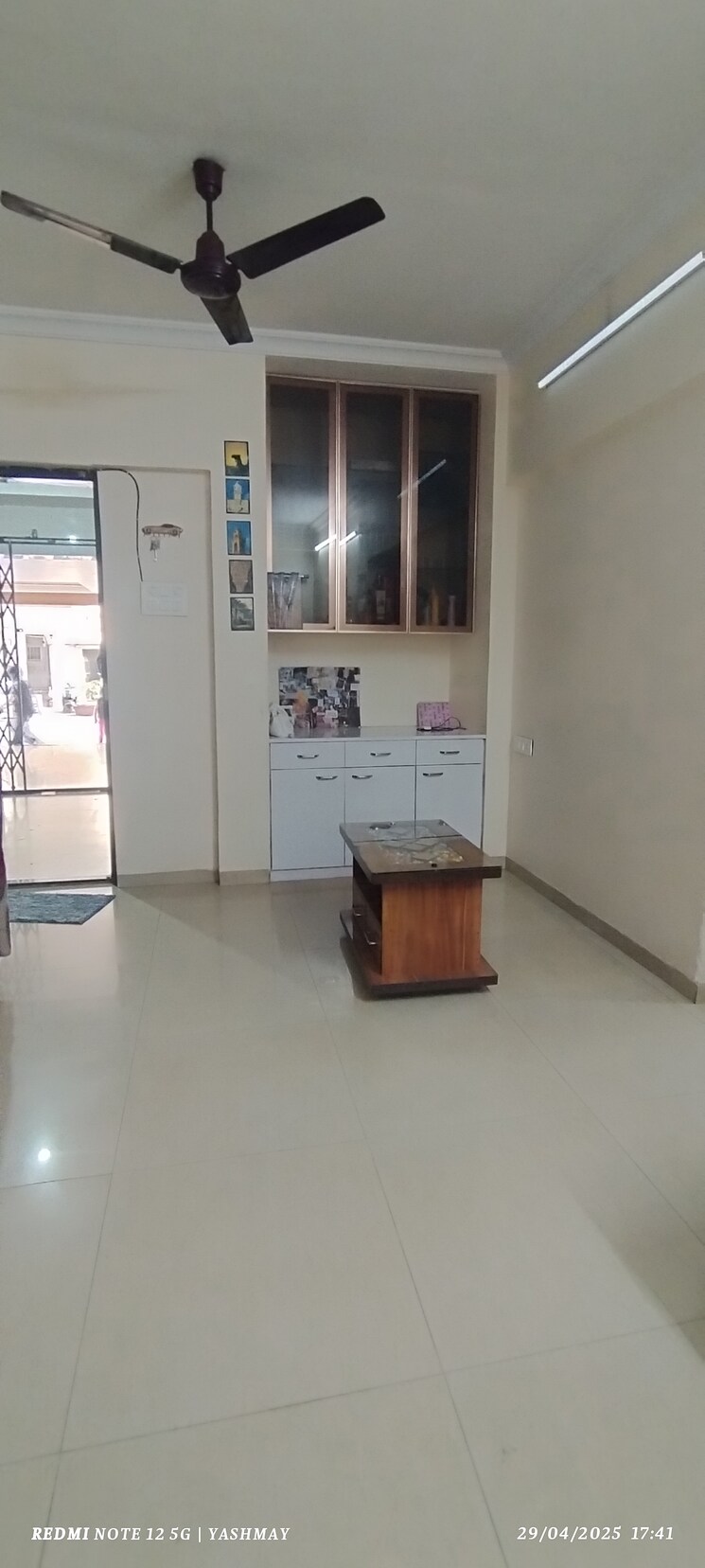 Living Room, nira-complex 2 Bedroom 750 Sq.Ft. Apartment In Mira Road Thane 9531721