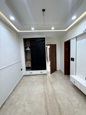 Master Bedroom in 2 BHK Builder Floor at Paschim Vihar – for Sale