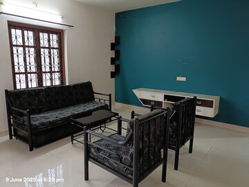 Living Room in 2 BHK Builder Floor at Guirim – for Rent