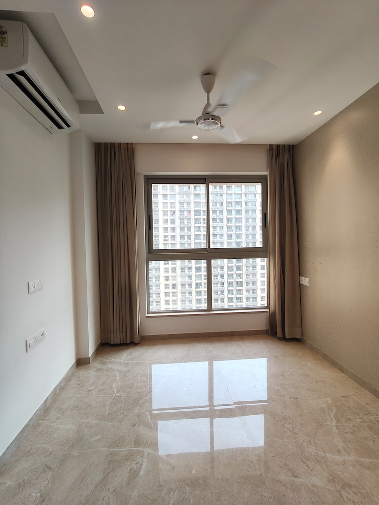 Room, hiranandani-regent-hill 1 Bedroom 379 Sq.Ft. Apartment In Powai Mumbai 9531840