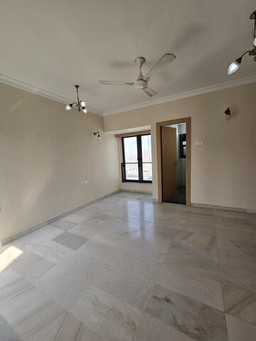 Room in 3 BHK Apartment at Prabhadevi CHS, Prabhadevi – for Rent