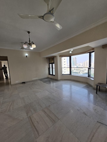 Room in 3 BHK Apartment at Prabhadevi CHS, Prabhadevi – for Rent