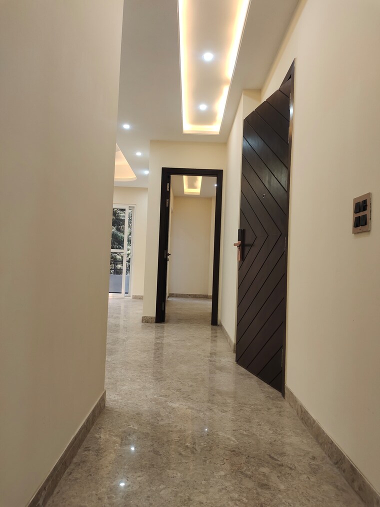 undefined, kalkaji 3 Bedroom 1800 Sq.Ft. Builder Floor In Kalkaji Delhi 9531818