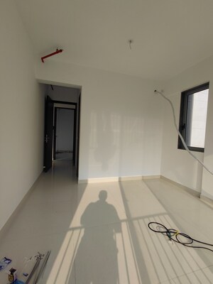 Room in 2 BHK Apartment at Sunteck City Avenue 4, Goregaon West – for Rent