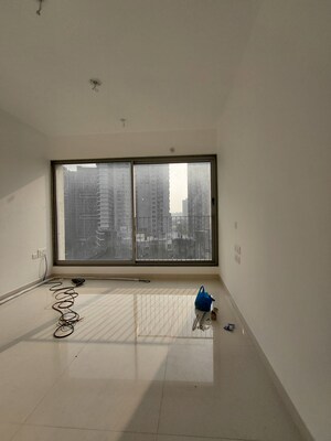Room in 2 BHK Apartment at Sunteck City Avenue 4, Goregaon West – for Rent