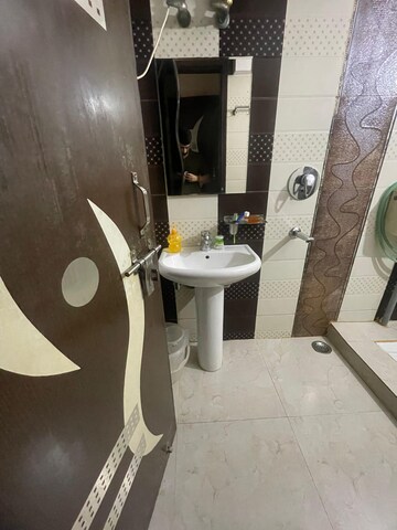 Bathroom in 3 BHK Apartment at Priyadarshni Apartments, Paschim Vihar – for Rent
