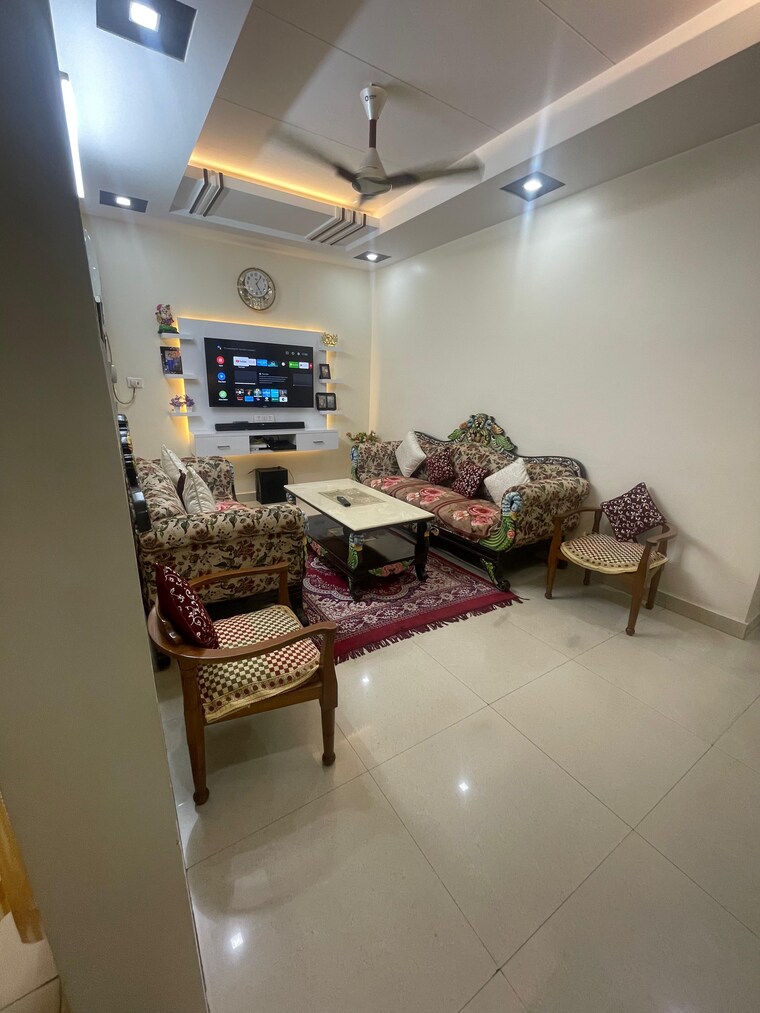 Living Room, priyadarshni-apartments 3 Bedroom 1125 Sq.Ft. Apartment In Paschim Vihar Delhi 9531861