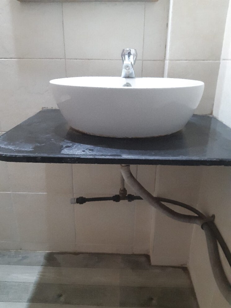 Bathroom, tejaswini-society 1 RK 450 Sq.Ft. Apartment In Aundh Pune 9531873