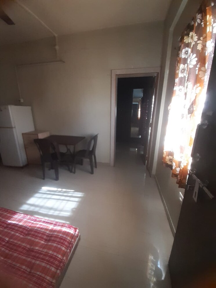 Living Room, tejaswini-society 1 RK 450 Sq.Ft. Apartment In Aundh Pune 9531873