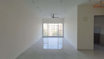 2.5 BHK Apartment For Sale in Trombay