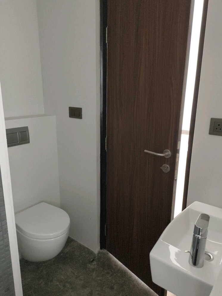 Bathroom, lodha-the-park 3 Bedroom 1458 Sq.Ft. Apartment In Worli Mumbai 9531848