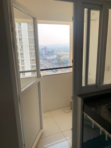 Room in 2 BHK Apartment at Avon Vista, Balewadi – for Rent