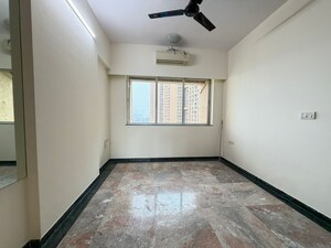 Room in 3 BHK Apartment at Hiranandani Gardens Eldora, Powai – for Rent