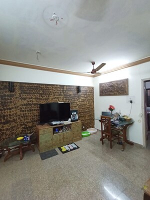 Master Bedroom in 2 BHK Apartment at Velentine Tower, Goregaon East – for Sale