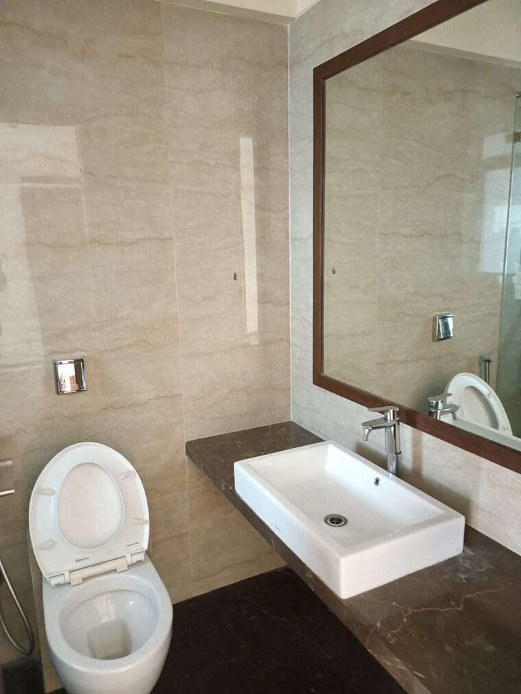 Bathroom, supreme-amadore 4 Bedroom 2200 Sq.Ft. Apartment In Baner Pune 9532068
