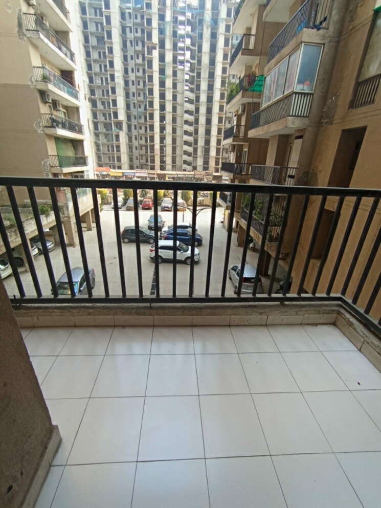 Balcony, la-residentia 2 Bedroom 1010 Sq.Ft. Apartment In Tech Zone 4 Greater Noida Greater Noida 9532096