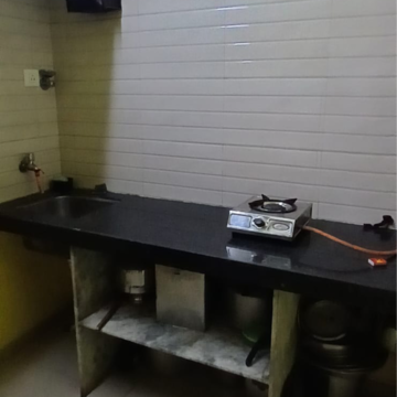 Team Area in 1 BHK Apartment at Vikhroli West – for Rent