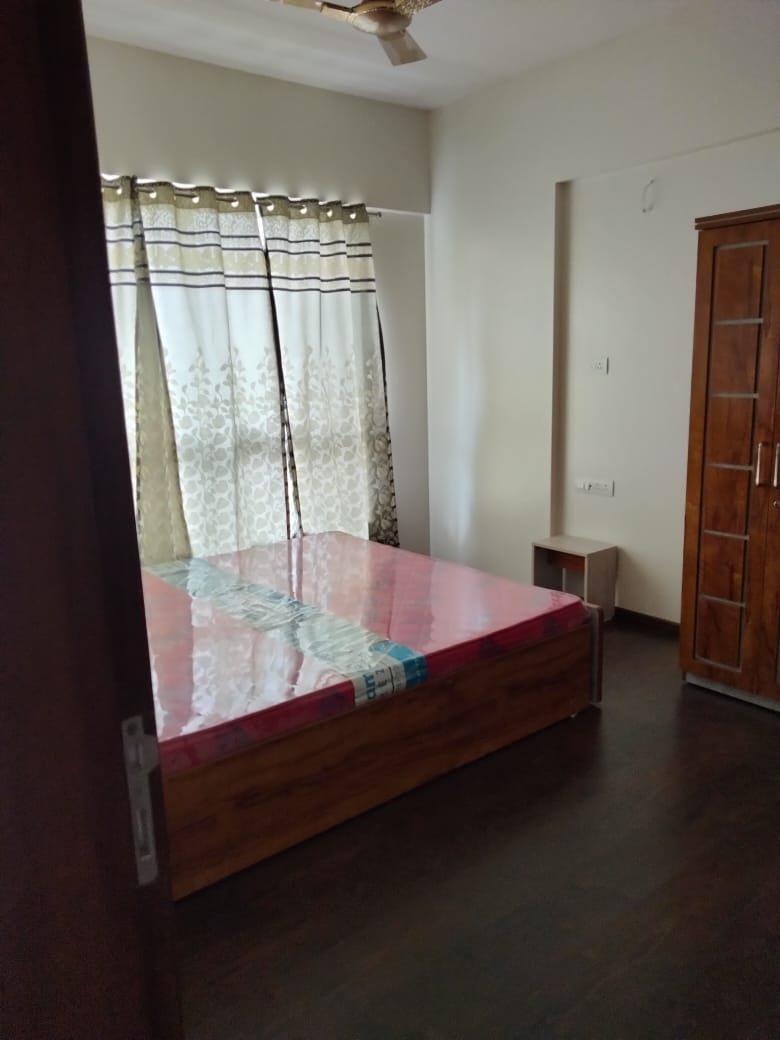 3 BHK + Extra Room Apartment For Rent in VTP Solitaire