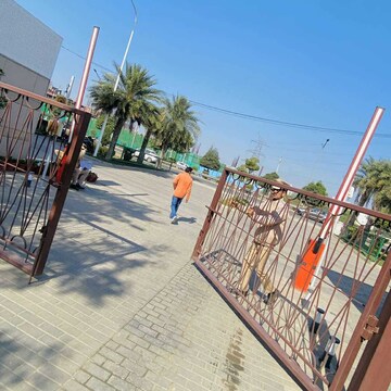 3.5 BHK Builder Floor – Exterior View View at BPTP District Faridabad, Sector 81 - for Sale