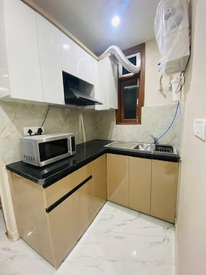 Kitchen in 1 BHK Builder Floor at Chattarpur – for Rent