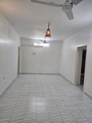 Room in 2 BHK Apartment at Bandra West – for Rent