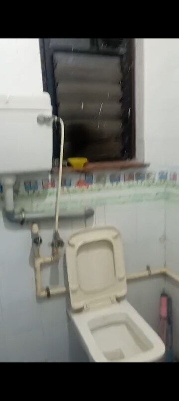 Attached Bathroom in 1.5 BHK Apartment at Cbd Belapur Sector 8b – for Rent