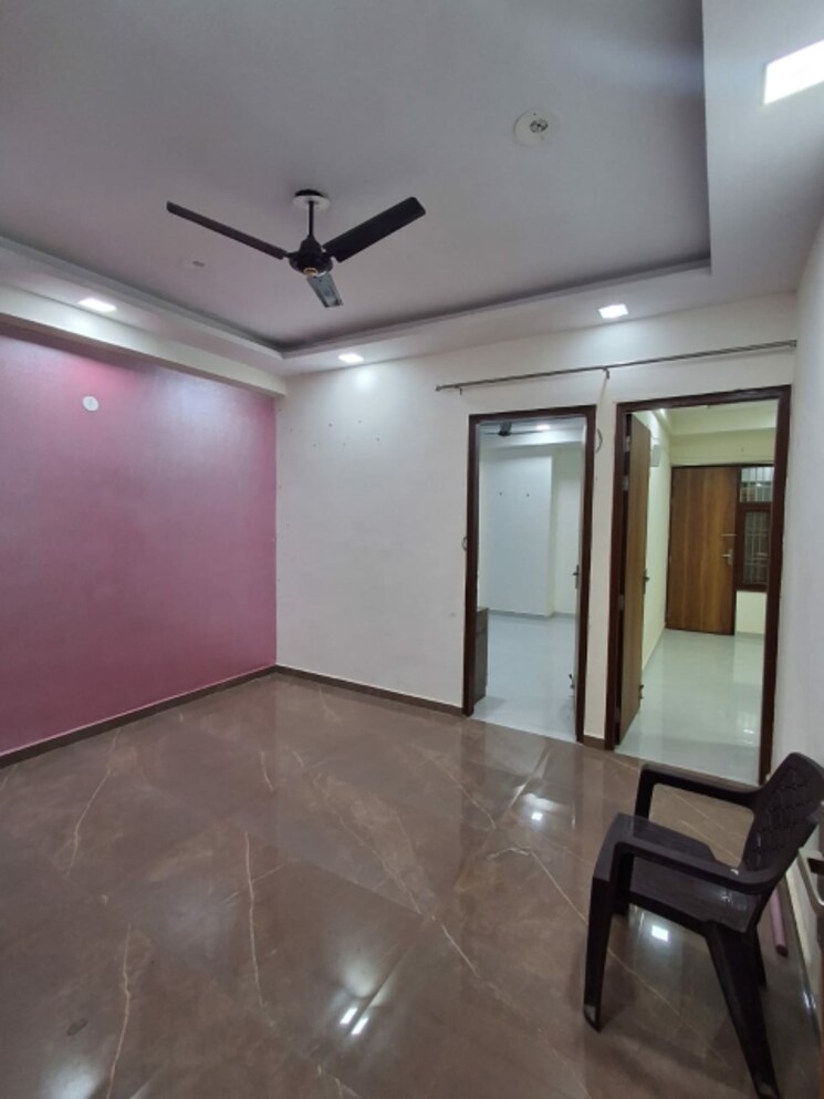 Room, green-valley 2 Bedroom 1050 Sq.Ft. Apartment In Chipiyana Buzurg Ghaziabad 9532283