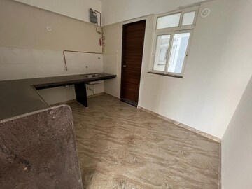 Room in 3 BHK Apartment at Rachana Beverly Hills, Baner – for Rent