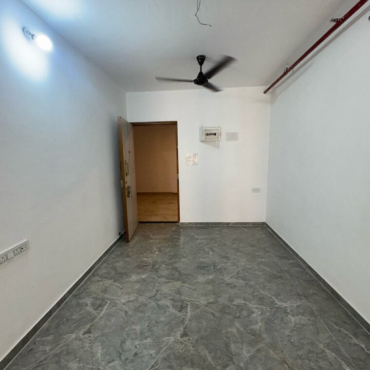 Room, shraddha-evoque 1 Bedroom 415 Sq.Ft. Apartment In Sonapur Mumbai 9532338