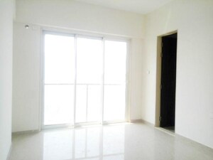 2 BHK Apartment For Rent in JP Decks, Goregaon East