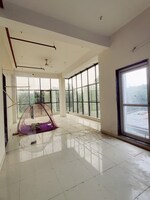 8100 Sq.Ft. Warehouse in Sector 63 