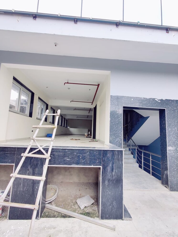 Kitchen, sector 63 Commercial Warehouse 8100 Sq.Ft. In Sector 63 Noida 9532326