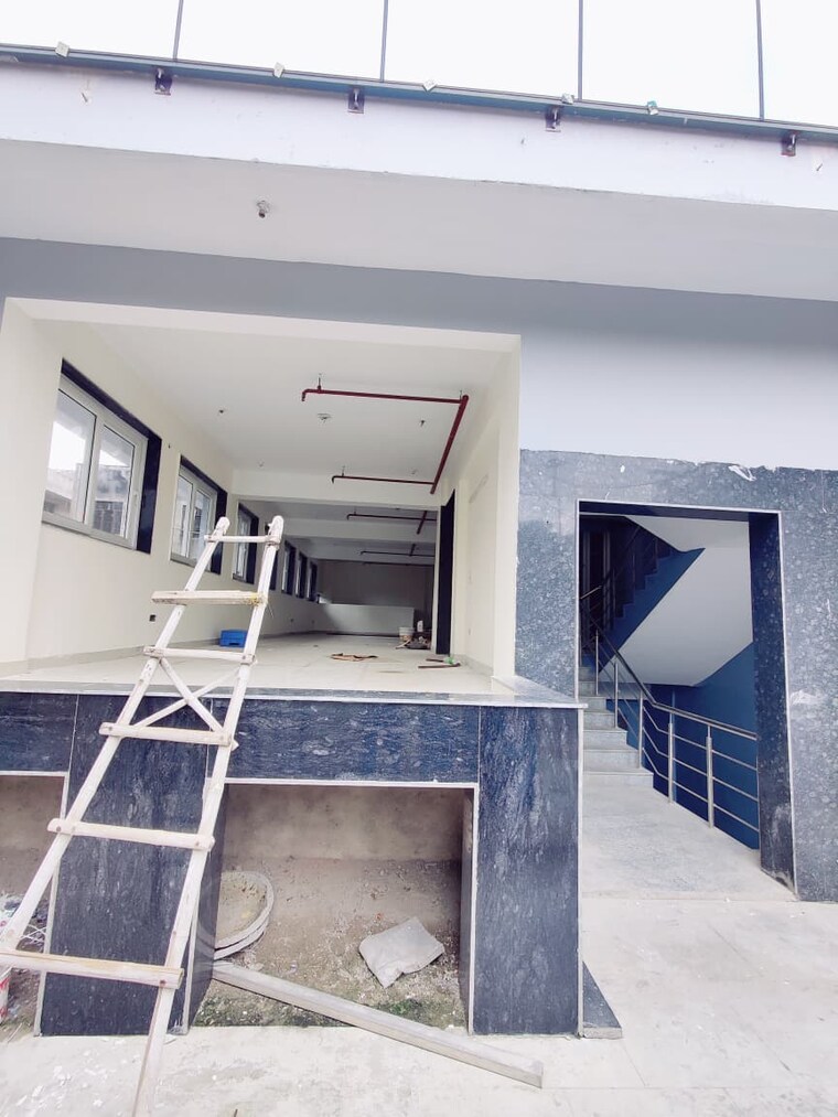 Kitchen, sector 63 Commercial Warehouse 8100 Sq.Ft. In Sector 63 Noida 9532326