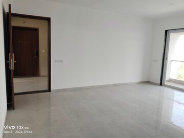 Room in 3 BHK Apartment at Rathi Yashodhan Elite, Aundh – for Rent